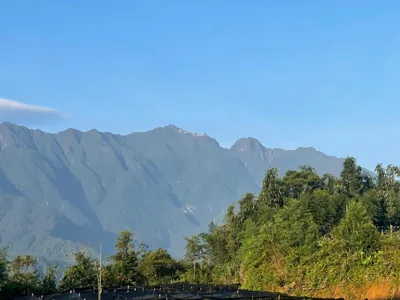 Two-Bedroom Apartment with Mountain View — H-Vista Sapa in-unit kitchen & washing machine